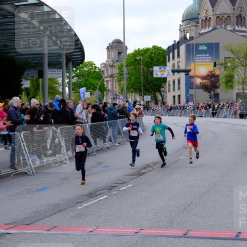 25.04.2026 - Das Zehntel Tim E. http://msf.ph/oto/9567112 25.04.2026 08:47:12 Ziel 1324, 1851, 1999, 2160, 2798, 2958 meine-sportfotos.de