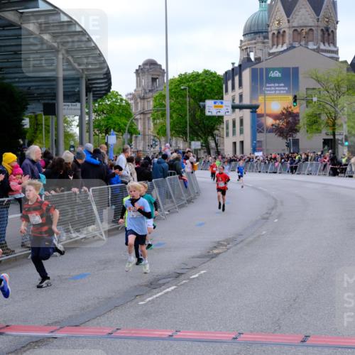 25.04.2026 - Das Zehntel Tim E. http://msf.ph/oto/9567136 25.04.2026 08:47:32 Ziel 1184, 1246, 2005, 2034, 2611, 2981, 3402, 4024 meine-sportfotos.de