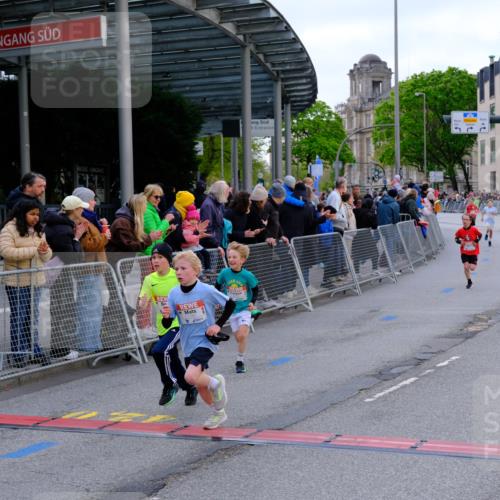 25.04.2026 - Das Zehntel Tim E. http://msf.ph/oto/9567145 25.04.2026 08:47:33 Ziel 1184, 1223, 1246, 2005, 2034, 2611, 2981, 3402, 4022, 4024 meine-sportfotos.de