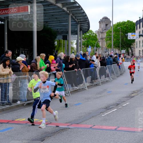 25.04.2026 - Das Zehntel Tim E. http://msf.ph/oto/9567146 25.04.2026 08:47:33 Ziel 1184, 1223, 1246, 2005, 2034, 2611, 2981, 3402, 4022, 4024 meine-sportfotos.de