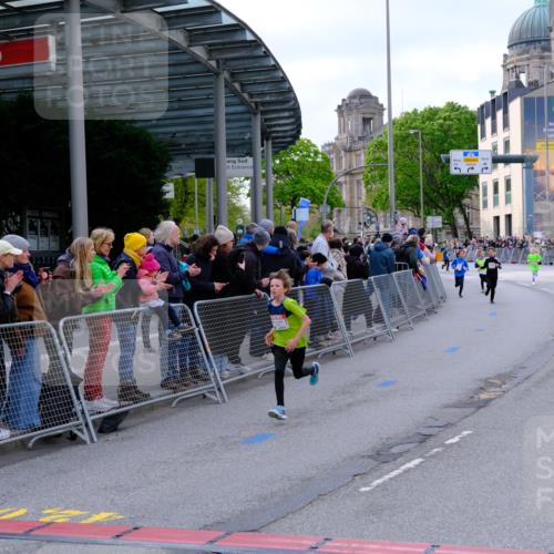 25.04.2026 - Das Zehntel Tim E. http://msf.ph/oto/9567167 25.04.2026 08:47:42 Ziel 1223, 1461, 1474, 2611, 4022, 4070 meine-sportfotos.de