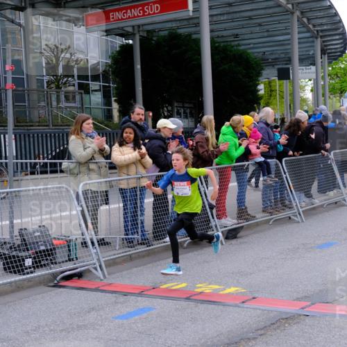 25.04.2026 - Das Zehntel Tim E. http://msf.ph/oto/9567173 25.04.2026 08:47:43 Ziel 1223, 1461, 1474, 4022, 4070 meine-sportfotos.de