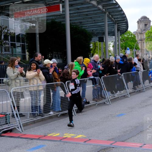 25.04.2026 - Das Zehntel Tim E. http://msf.ph/oto/9567182 25.04.2026 08:47:47 Ziel 1461, 1474, 1519, 1887, 2170, 2174, 2310, 2634, 4070 meine-sportfotos.de