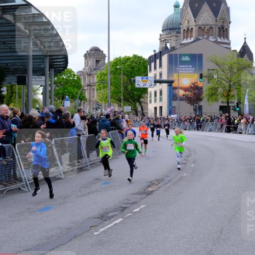 25.04.2026 - Das Zehntel Tim E. http://msf.ph/oto/9567183 25.04.2026 08:47:48 Ziel 1461, 1474, 1519, 1887, 2170, 2174, 2310, 2634 meine-sportfotos.de