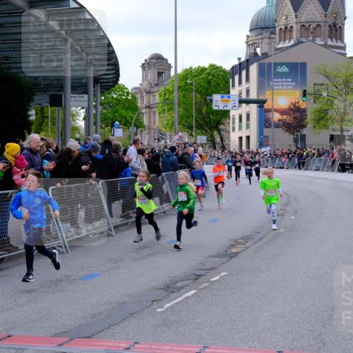 25.04.2026 - Das Zehntel Tim E. http://msf.ph/oto/9567186 25.04.2026 08:47:48 Ziel 1461, 1474, 1519, 1887, 2170, 2174, 2310, 2634 meine-sportfotos.de