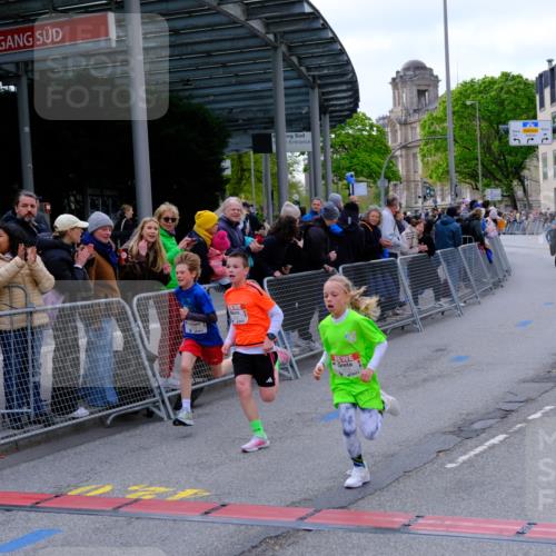 25.04.2026 - Das Zehntel Tim E. http://msf.ph/oto/9567197 25.04.2026 08:47:50 Ziel 1461, 1474, 1519, 1887, 2170, 2174, 2310, 2634, 3104 meine-sportfotos.de