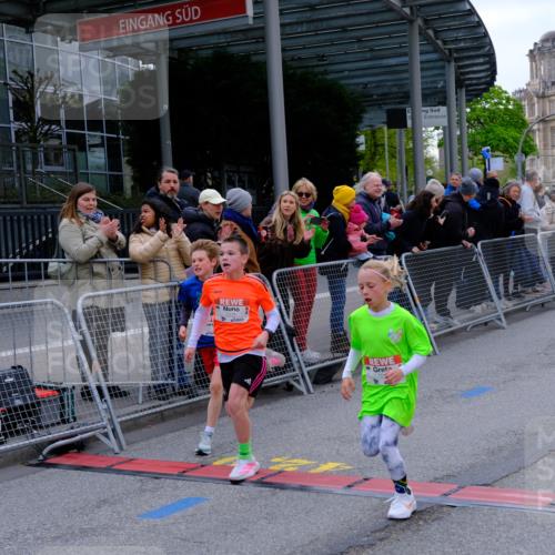 25.04.2026 - Das Zehntel Tim E. http://msf.ph/oto/9567200 25.04.2026 08:47:50 Ziel 1461, 1474, 1519, 1887, 2170, 2174, 2310, 2634, 3104 meine-sportfotos.de