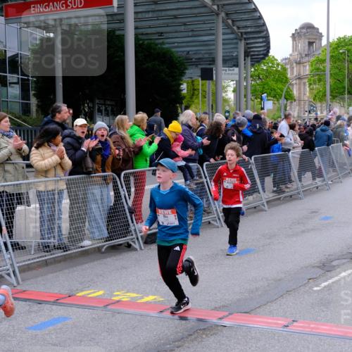 25.04.2026 - Das Zehntel Tim E. http://msf.ph/oto/9567213 25.04.2026 08:47:57 Ziel 1519, 2170, 2174, 3104, 3107, 3394, 3408, 3410, 3580 meine-sportfotos.de