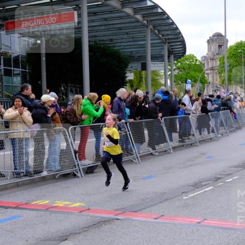 25.04.2026 - Das Zehntel Tim E. http://msf.ph/oto/9567231 25.04.2026 08:48:10 Ziel 1587, 2042, 2053, 2058, 2796, 2815, 3222, 3574, 4063 meine-sportfotos.de