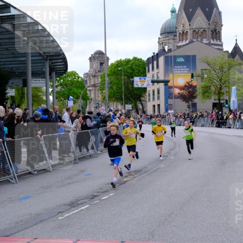 25.04.2026 - Das Zehntel Tim E. http://msf.ph/oto/9567238 25.04.2026 08:48:11 Ziel 1587, 2042, 2053, 2058, 2796, 2815, 3222, 3574, 4063 meine-sportfotos.de