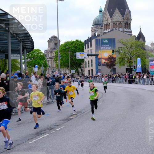25.04.2026 - Das Zehntel Tim E. http://msf.ph/oto/9567244 25.04.2026 08:48:12 Ziel 1587, 2042, 2053, 2058, 2796, 2815, 3222, 3574, 4063 meine-sportfotos.de
