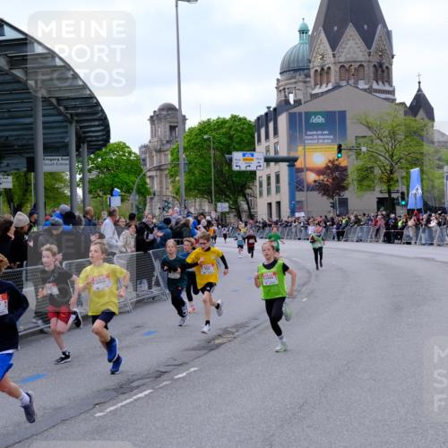 25.04.2026 - Das Zehntel Tim E. http://msf.ph/oto/9567245 25.04.2026 08:48:12 Ziel 1587, 2042, 2053, 2058, 2796, 2815, 3222, 3574, 4063 meine-sportfotos.de