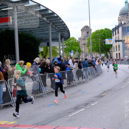 25.04.2026 - Das Zehntel Tim E. http://msf.ph/oto/9567252 25.04.2026 08:48:14 Ziel 1587, 1696, 2042, 2053, 2058, 2796, 2815, 3222, 3302, 3574, 4063 meine-sportfotos.de