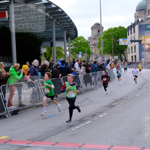 25.04.2026 - Das Zehntel Tim E. http://msf.ph/oto/9567265 25.04.2026 08:48:18 Ziel 1696, 2042, 2053, 2058, 2173, 2815, 3222, 3302, 3567, 3574, 3699, 4063 meine-sportfotos.de