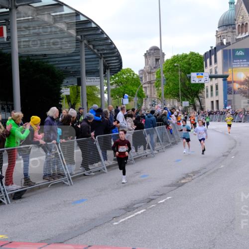 25.04.2026 - Das Zehntel Tim E. http://msf.ph/oto/9567268 25.04.2026 08:48:19 Ziel 1696, 2042, 2053, 2058, 2173, 2815, 3222, 3302, 3567, 3574, 3699, 4063 meine-sportfotos.de