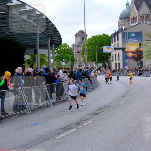 25.04.2026 - Das Zehntel Tim E. http://msf.ph/oto/9567273 25.04.2026 08:48:20 Ziel 1696, 2042, 2053, 2058, 2173, 2777, 2815, 3222, 3302, 3567, 3574, 3699, 4063 meine-sportfotos.de