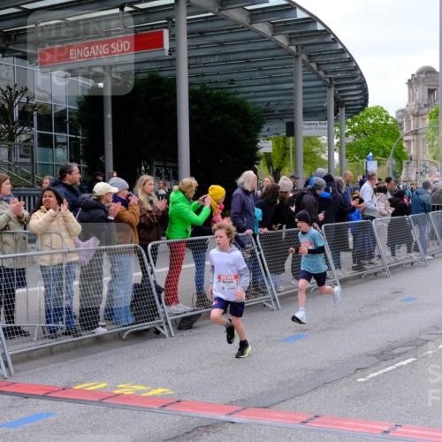 25.04.2026 - Das Zehntel Tim E. http://msf.ph/oto/9567276 25.04.2026 08:48:21 Ziel 1696, 2042, 2058, 2173, 2777, 3302, 3567, 3699, 4063 meine-sportfotos.de