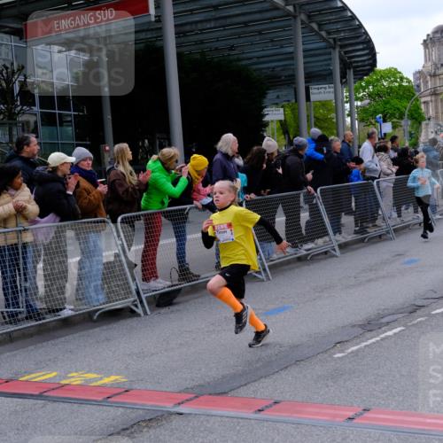 25.04.2026 - Das Zehntel Tim E. http://msf.ph/oto/9567285 25.04.2026 08:48:25 Ziel 1696, 1788, 1794, 2173, 2777, 3123, 3302, 3328, 3567, 3699, 3957 meine-sportfotos.de