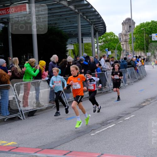25.04.2026 - Das Zehntel Tim E. http://msf.ph/oto/9567291 25.04.2026 08:48:27 Ziel 1788, 1794, 1858, 2173, 2777, 3123, 3328, 3567, 3672, 3699, 3957 meine-sportfotos.de