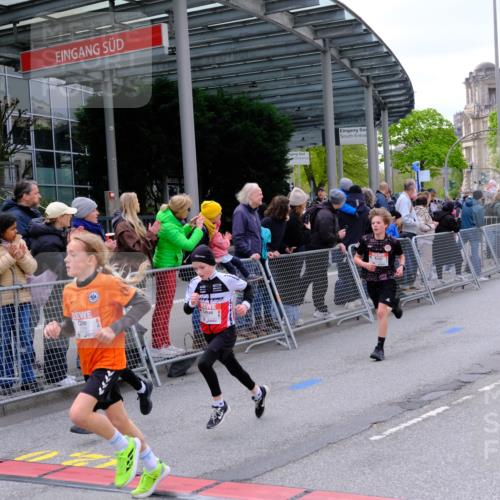 25.04.2026 - Das Zehntel Tim E. http://msf.ph/oto/9567293 25.04.2026 08:48:28 Ziel 1788, 1794, 1858, 2173, 2777, 3123, 3328, 3567, 3672, 3957 meine-sportfotos.de