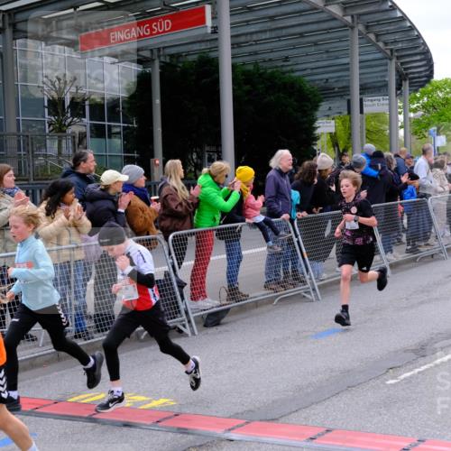 25.04.2026 - Das Zehntel Tim E. http://msf.ph/oto/9567296 25.04.2026 08:48:28 Ziel 1788, 1794, 1858, 2173, 2777, 3123, 3328, 3567, 3672, 3957 meine-sportfotos.de