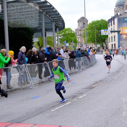 25.04.2026 - Das Zehntel Tim E. http://msf.ph/oto/9567297 25.04.2026 08:48:29 Ziel 1788, 1794, 1858, 2173, 2777, 3123, 3328, 3567, 3672, 3957 meine-sportfotos.de