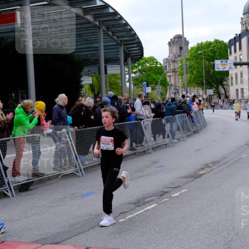 25.04.2026 - Das Zehntel Tim E. http://msf.ph/oto/9567311 25.04.2026 08:48:32 Ziel 1788, 1794, 1858, 2502, 2777, 3123, 3328, 3672, 3957 meine-sportfotos.de