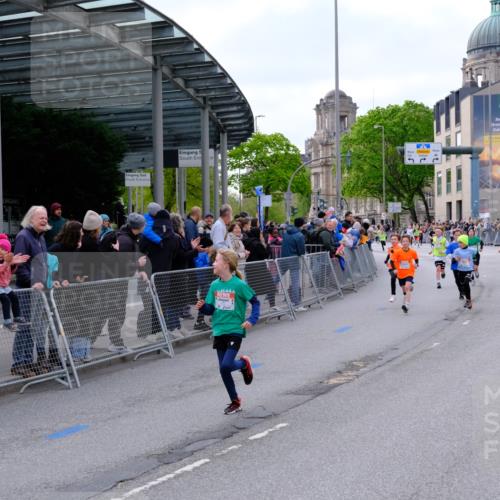 25.04.2026 - Das Zehntel Tim E. http://msf.ph/oto/9567316 25.04.2026 08:48:36 Ziel 1194, 1727, 1858, 2153, 2502, 3123, 3238, 3328, 3602, 3608, 3672 meine-sportfotos.de