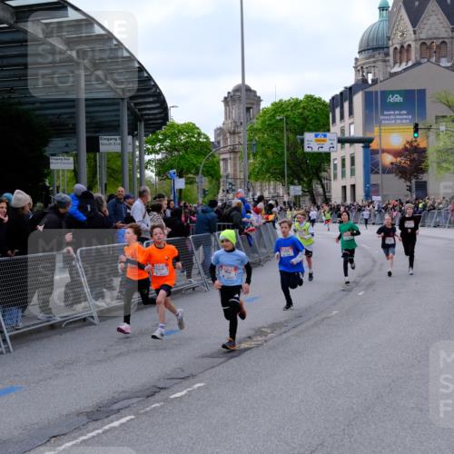 25.04.2026 - Das Zehntel Tim E. http://msf.ph/oto/9567319 25.04.2026 08:48:38 Ziel 1194, 1727, 1858, 2153, 2502, 3043, 3238, 3602, 3608, 3670, 3672 meine-sportfotos.de