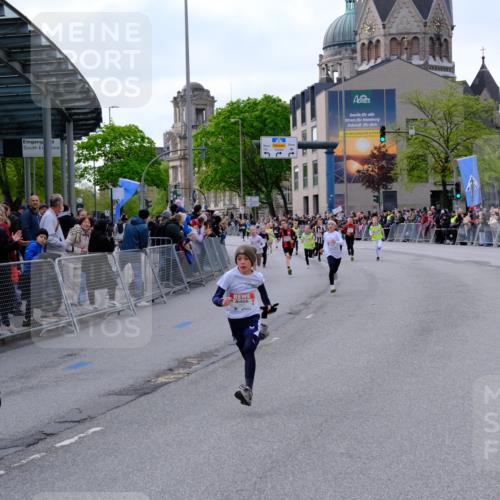 25.04.2026 - Das Zehntel Tim E. http://msf.ph/oto/9567355 25.04.2026 08:48:47 Ziel 1727, 2153, 2993, 3043, 3223, 3238, 3252, 3551, 3563, 3670 meine-sportfotos.de
