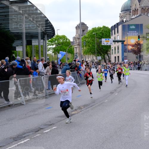 25.04.2026 - Das Zehntel Tim E. http://msf.ph/oto/9567363 25.04.2026 08:48:50 Ziel 1786, 1799, 2324, 2993, 3044, 3189, 3212, 3223, 3252, 3551, 3563, 3971 meine-sportfotos.de