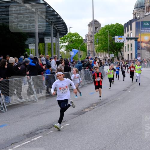 25.04.2026 - Das Zehntel Tim E. http://msf.ph/oto/9567365 25.04.2026 08:48:50 Ziel 1786, 1799, 2324, 2993, 3044, 3189, 3212, 3223, 3252, 3551, 3563, 3971 meine-sportfotos.de