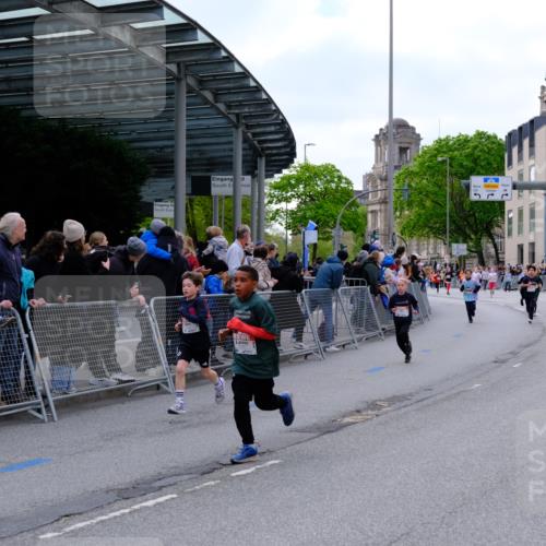 25.04.2026 - Das Zehntel Tim E. http://msf.ph/oto/9567380 25.04.2026 08:48:58 Ziel 1327, 1786, 1799, 1885, 2263, 2276, 2309, 2324, 3044, 3103, 3189, 3212, 3250, 3551, 3716, 3971 meine-sportfotos.de