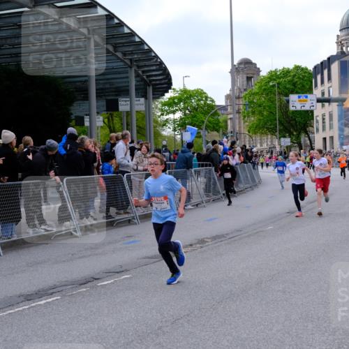 25.04.2026 - Das Zehntel Tim E. http://msf.ph/oto/9567407 25.04.2026 08:49:08 Ziel 1199, 1208, 1721, 1797, 1844, 2167, 2276, 2291, 2898, 2900, 3221, 3233, 3716, 3976, 4012, 4026 meine-sportfotos.de