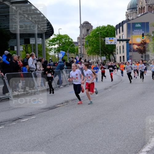 25.04.2026 - Das Zehntel Tim E. http://msf.ph/oto/9567413 25.04.2026 08:49:10 Ziel 1023, 1026, 1186, 1199, 1208, 1721, 1797, 1844, 1870, 2157, 2167, 2291, 2339, 2898, 2900, 3221, 3233, 3400, 3406, 3976, 4012, 4026 meine-sportfotos.de