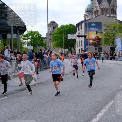 25.04.2026 - Das Zehntel Tim E. http://msf.ph/oto/9567420 25.04.2026 08:49:12 Ziel 1023, 1026, 1186, 1199, 1208, 1721, 1797, 1844, 1870, 2157, 2167, 2339, 2898, 2900, 3221, 3233, 3400, 3406, 3588, 3598, 3599, 3976, 4012, 4026 meine-sportfotos.de