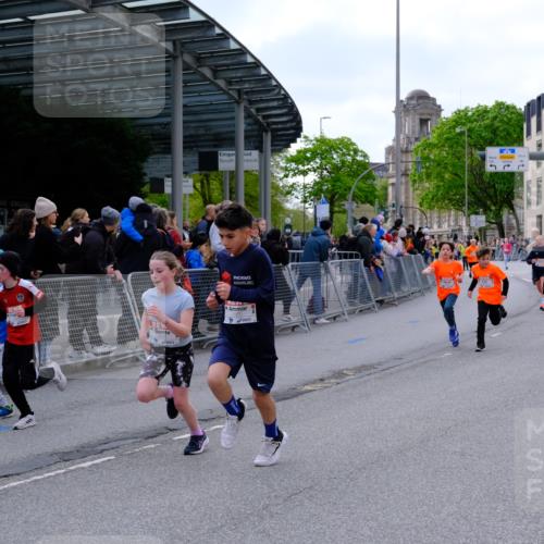25.04.2026 - Das Zehntel Tim E. http://msf.ph/oto/9567430 25.04.2026 08:49:14 Ziel 1023, 1026, 1186, 1199, 1208, 1312, 1721, 1870, 2157, 2167, 2339, 2898, 2900, 3400, 3406, 3588, 3598, 3599, 4012, 4026 meine-sportfotos.de