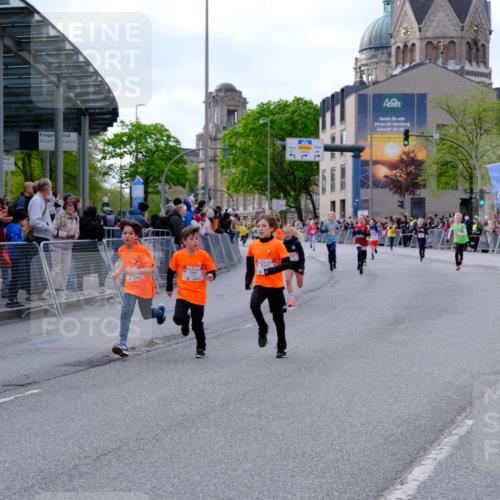 25.04.2026 - Das Zehntel Tim E. http://msf.ph/oto/9567435 25.04.2026 08:49:15 Ziel 1023, 1026, 1186, 1199, 1208, 1312, 1870, 2157, 2167, 2339, 2898, 2900, 3400, 3406, 3588, 3598, 3599 meine-sportfotos.de