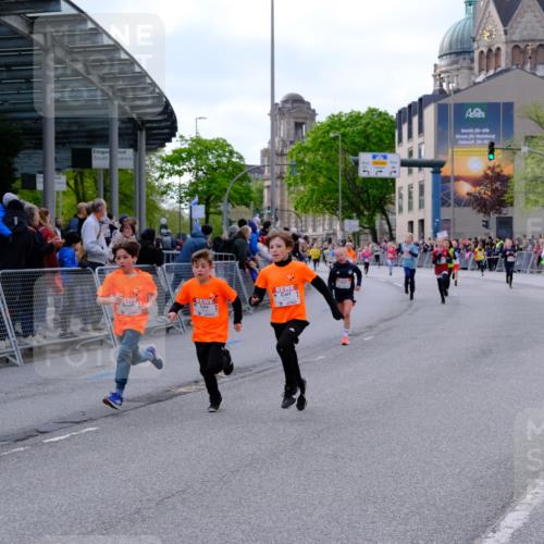 25.04.2026 - Das Zehntel Tim E. http://msf.ph/oto/9567438 25.04.2026 08:49:16 Ziel 1023, 1026, 1186, 1199, 1208, 1312, 1408, 1870, 2157, 2167, 2339, 2898, 2900, 3400, 3406, 3588, 3598, 3599, 4010 meine-sportfotos.de