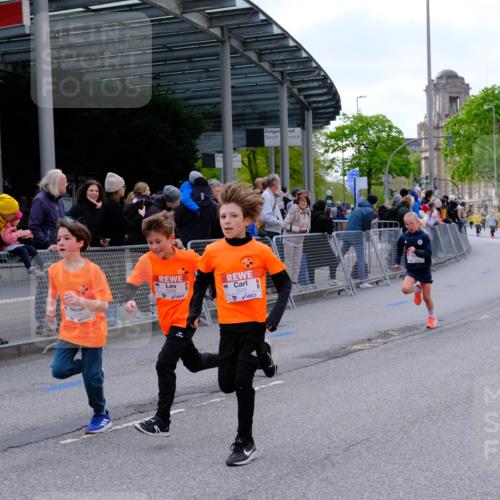 25.04.2026 - Das Zehntel Tim E. http://msf.ph/oto/9567440 25.04.2026 08:49:16 Ziel 1023, 1026, 1186, 1199, 1208, 1312, 1408, 1870, 2157, 2167, 2339, 2898, 2900, 3400, 3406, 3588, 3598, 3599, 4010 meine-sportfotos.de