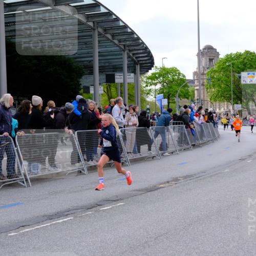 25.04.2026 - Das Zehntel Tim E. http://msf.ph/oto/9567442 25.04.2026 08:49:17 Ziel 1023, 1026, 1186, 1208, 1312, 1408, 1870, 2157, 2167, 2339, 2898, 2900, 3176, 3400, 3406, 3588, 3598, 3599, 4010 meine-sportfotos.de
