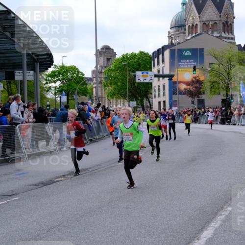 25.04.2026 - Das Zehntel Tim E. http://msf.ph/oto/9567448 25.04.2026 08:49:19 Ziel 1023, 1026, 1186, 1208, 1312, 1408, 1870, 2157, 2167, 2172, 2176, 2339, 3169, 3176, 3400, 3406, 3588, 3598, 3599, 4007, 4010 meine-sportfotos.de