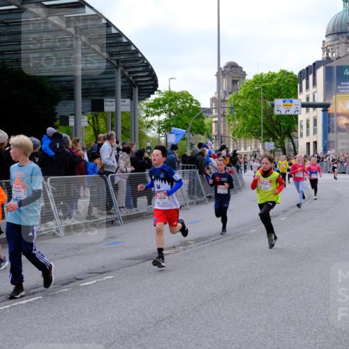 25.04.2026 - Das Zehntel Tim E. http://msf.ph/oto/9567468 25.04.2026 08:49:23 Ziel 1151, 1153, 1312, 1408, 1856, 2172, 2176, 2910, 3169, 3176, 3588, 3598, 3599, 4007, 4010, 4050 meine-sportfotos.de