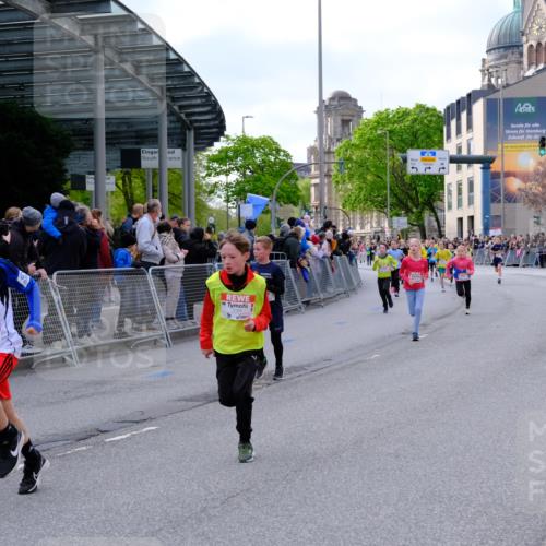 25.04.2026 - Das Zehntel Tim E. http://msf.ph/oto/9567469 25.04.2026 08:49:24 Ziel 1151, 1153, 1312, 1408, 1856, 2172, 2176, 2910, 3169, 3176, 3588, 3598, 4007, 4010, 4050 meine-sportfotos.de