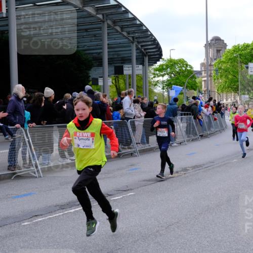25.04.2026 - Das Zehntel Tim E. http://msf.ph/oto/9567473 25.04.2026 08:49:24 Ziel 1151, 1153, 1312, 1408, 1856, 2172, 2176, 2910, 3169, 3176, 3588, 3598, 4007, 4010, 4050 meine-sportfotos.de