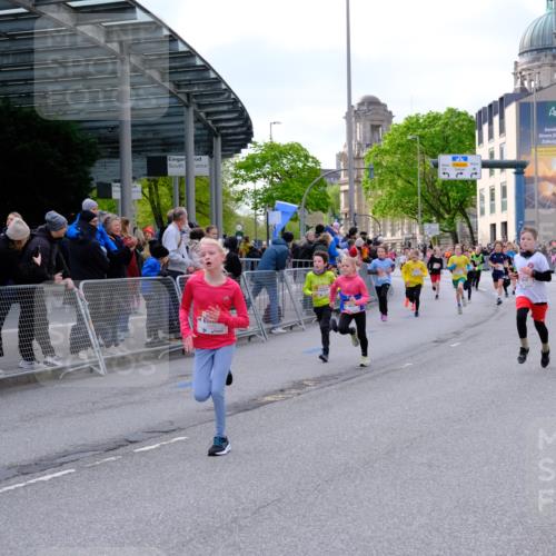 25.04.2026 - Das Zehntel Tim E. http://msf.ph/oto/9567481 25.04.2026 08:49:26 Ziel 1151, 1153, 1219, 1277, 1408, 1856, 2172, 2176, 2788, 2811, 2910, 3169, 3176, 4007, 4010, 4050 meine-sportfotos.de