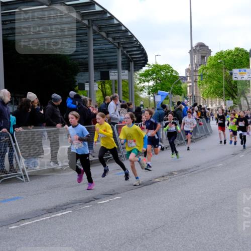 25.04.2026 - Das Zehntel Tim E. http://msf.ph/oto/9567491 25.04.2026 08:49:29 Ziel 1151, 1153, 1219, 1277, 1287, 1294, 1296, 1465, 1856, 2172, 2176, 2788, 2811, 2910, 3169, 3176, 3185, 4007, 4050, 4055 meine-sportfotos.de
