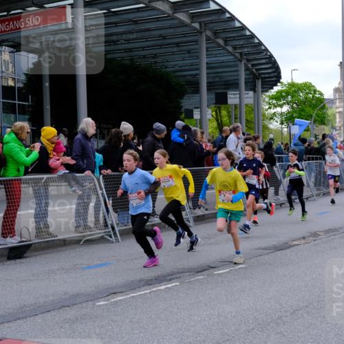 25.04.2026 - Das Zehntel Tim E. http://msf.ph/oto/9567494 25.04.2026 08:49:29 Ziel 1151, 1153, 1219, 1277, 1287, 1294, 1296, 1465, 1856, 2172, 2176, 2788, 2811, 2910, 3169, 3176, 3185, 4007, 4050, 4055 meine-sportfotos.de