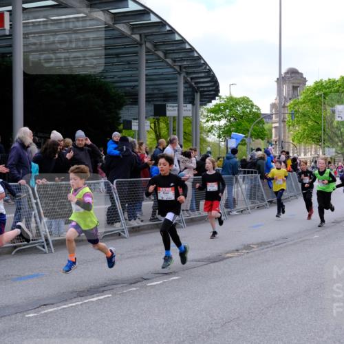 25.04.2026 - Das Zehntel Tim E. http://msf.ph/oto/9567504 25.04.2026 08:49:32 Ziel 1151, 1153, 1219, 1277, 1287, 1294, 1296, 1465, 1470, 1795, 1856, 2062, 2168, 2175, 2782, 2788, 2811, 2910, 3185, 4050, 4055 meine-sportfotos.de