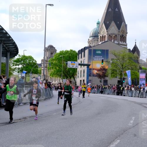 25.04.2026 - Das Zehntel Tim E. http://msf.ph/oto/9567508 25.04.2026 08:49:34 Ziel 1151, 1153, 1219, 1277, 1287, 1294, 1296, 1465, 1470, 1795, 2062, 2168, 2175, 2782, 2788, 2811, 2910, 3185, 4039, 4055 meine-sportfotos.de